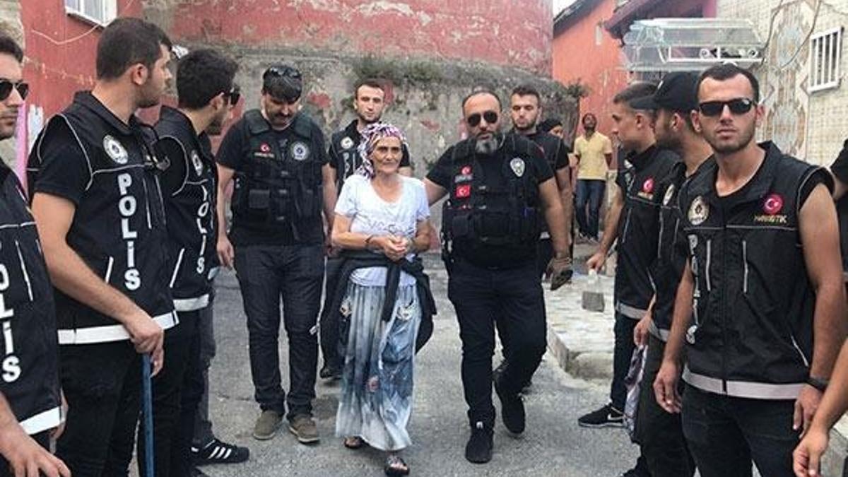 “Torbacı Nene” kıskıvrak yakalandı