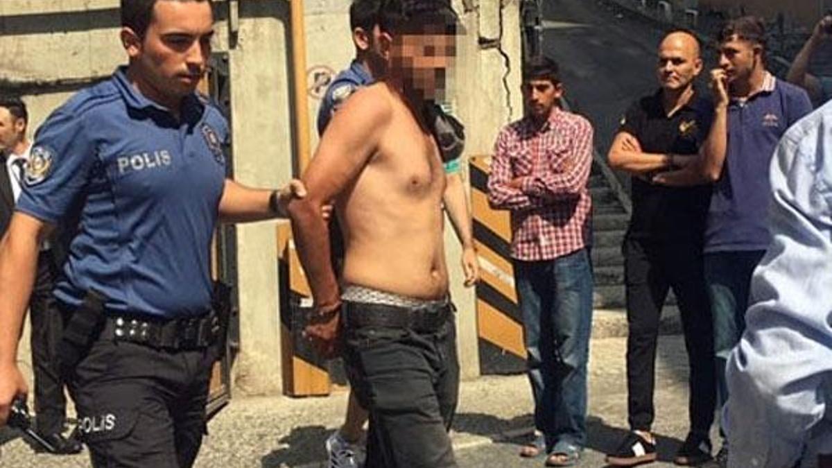 Kadın turiste gasp şoku!