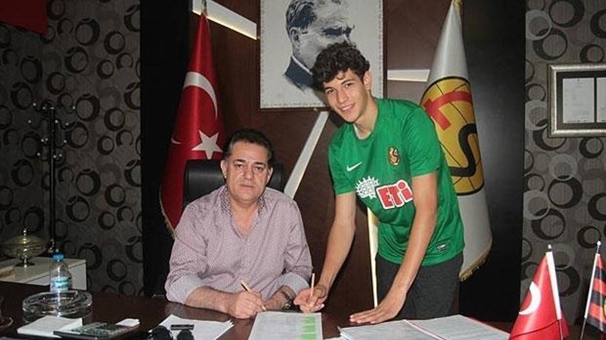 Eskişehirspor'dan 15'lik transfer!