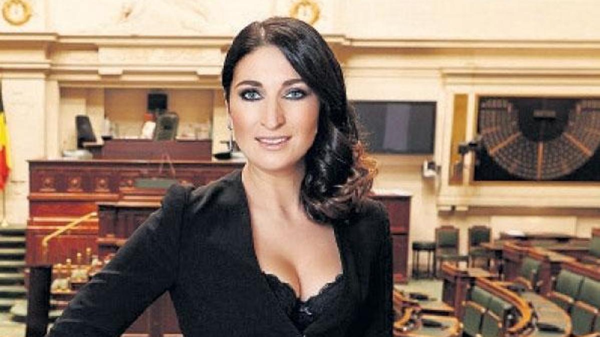 Türk bakan başörtüsü yasağı istedi, katolikler karşı çıktı