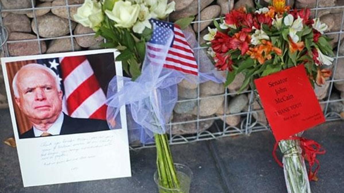 Turmp'ı cenazede istemeyen McCain, Obama'nın konuşma yapmasını vasiyet etti