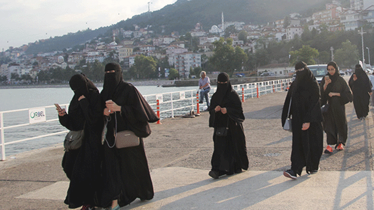 Araplar, Türkiye'de bunu ilk kez yapıyor