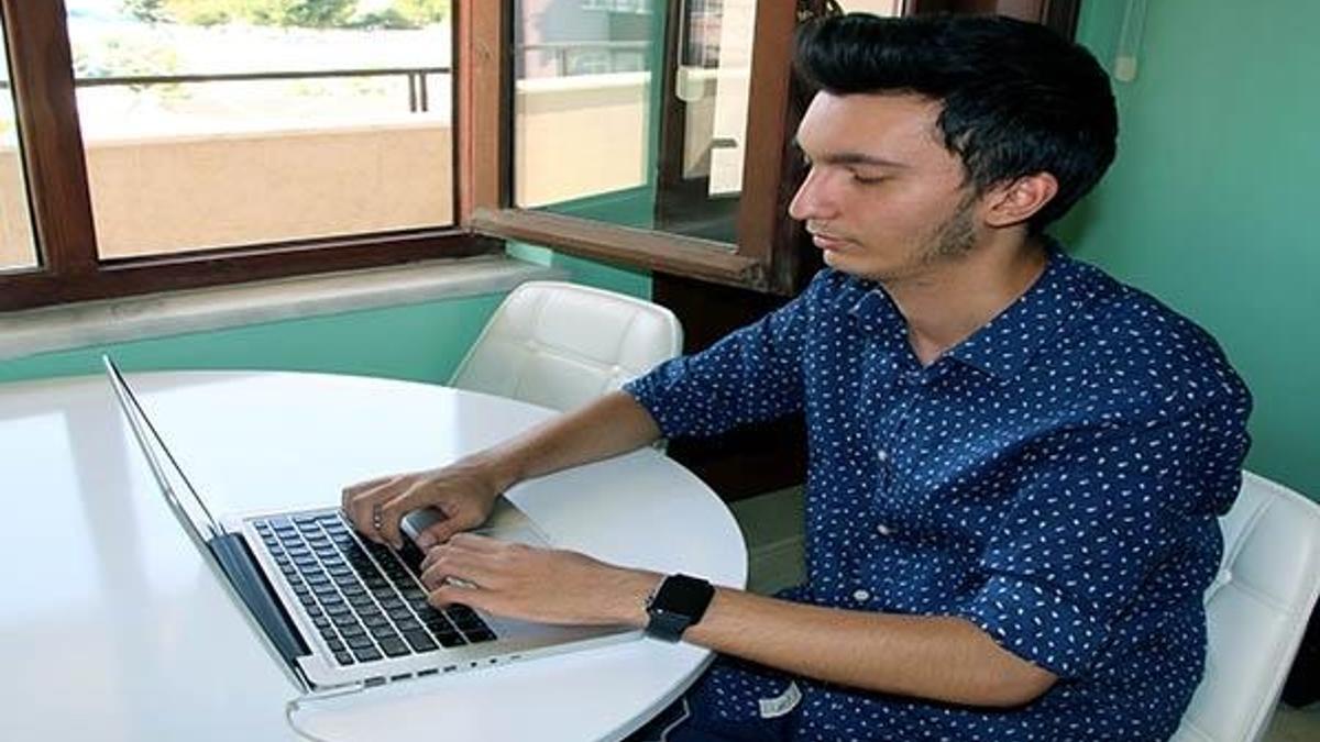 Liseli genç, Apple'ın yeni bir güvenlik açığını buldu