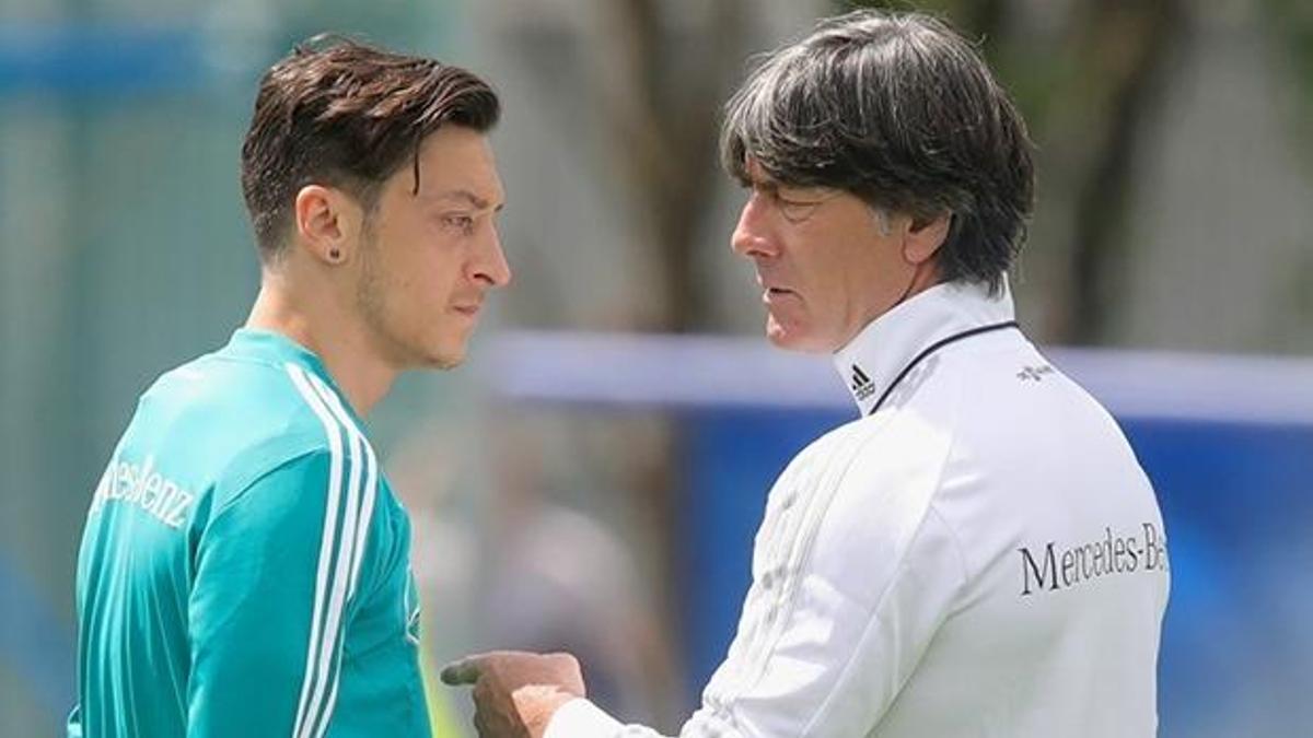 Löw: Mesut Özil'e ulaşamadım