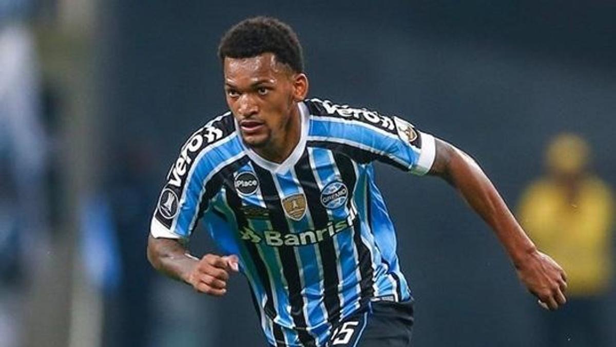 Fenerbahçe'nin yeni transferi Jailson 22:00'de İstanbul'da olacak