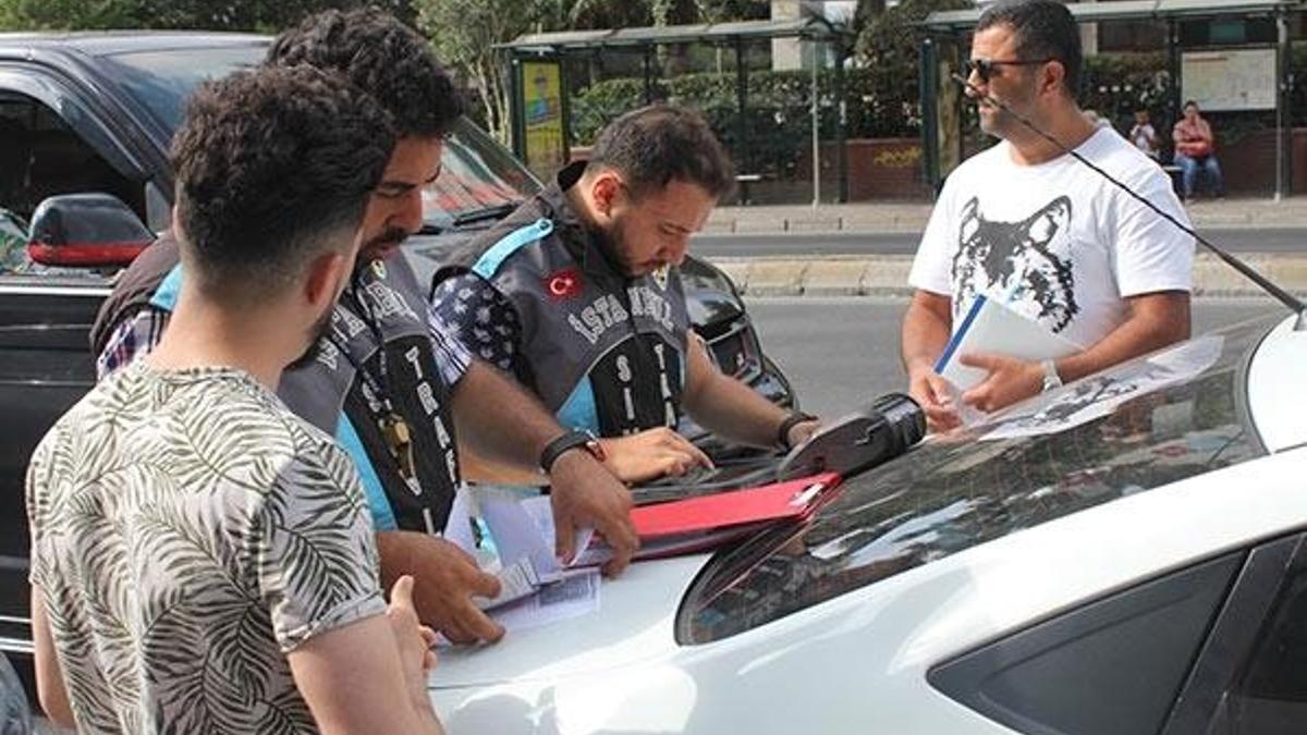 Sürücülere ve Arap turistlere UBER'den ceza yağdı