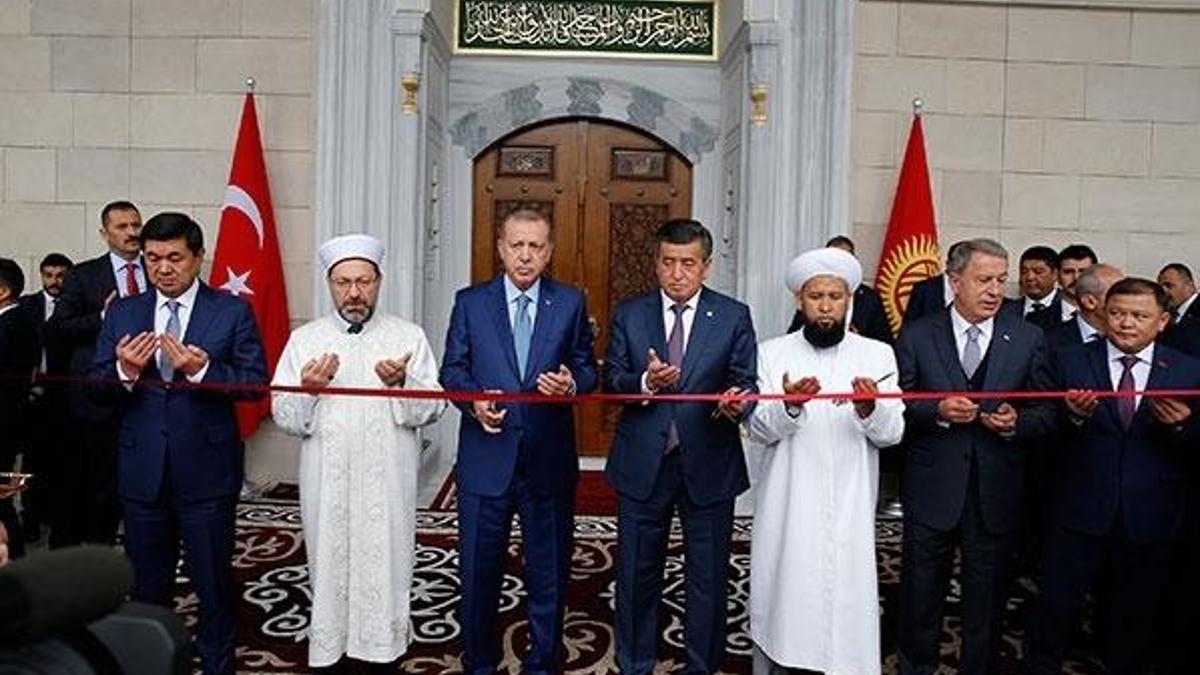 Cumhurbaşkanı Erdoğan, İmam Serahsi Camisi'nin açılışını yaptı
