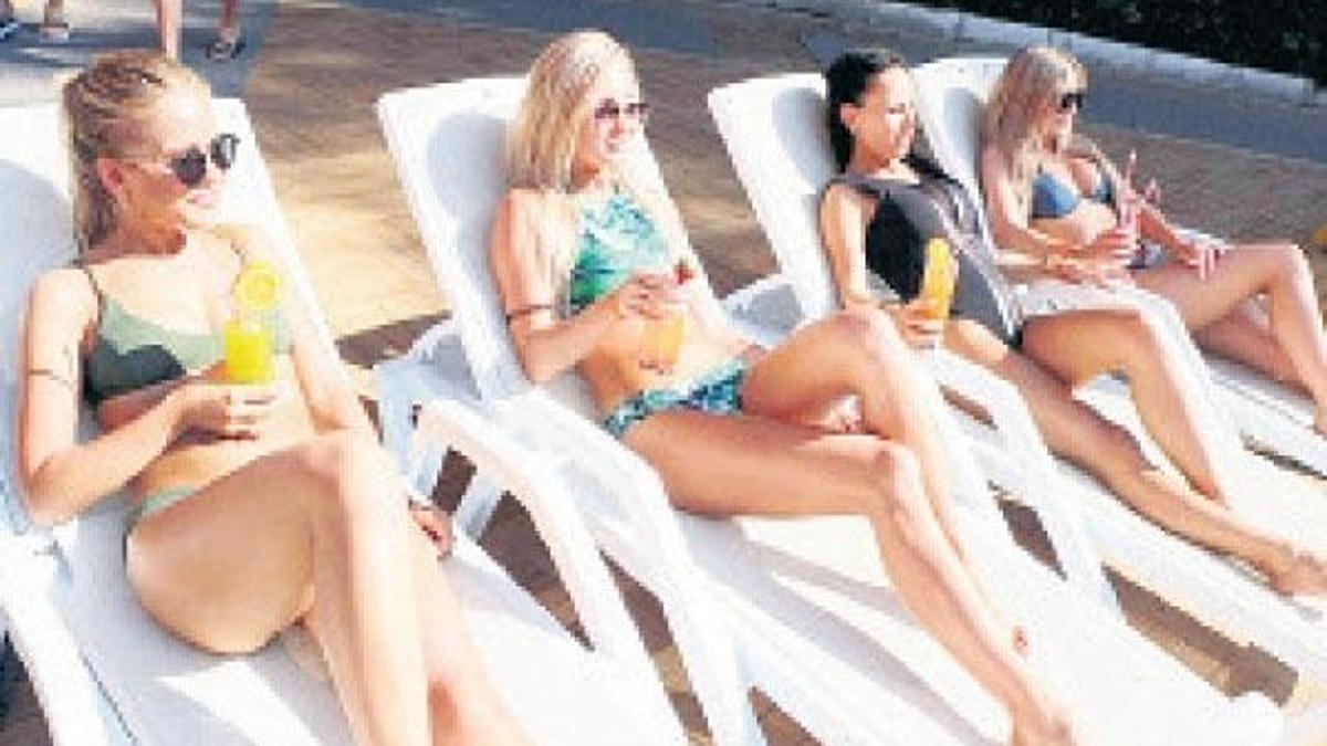 Antalya’ya 180 farklı ülkeden turist geldi