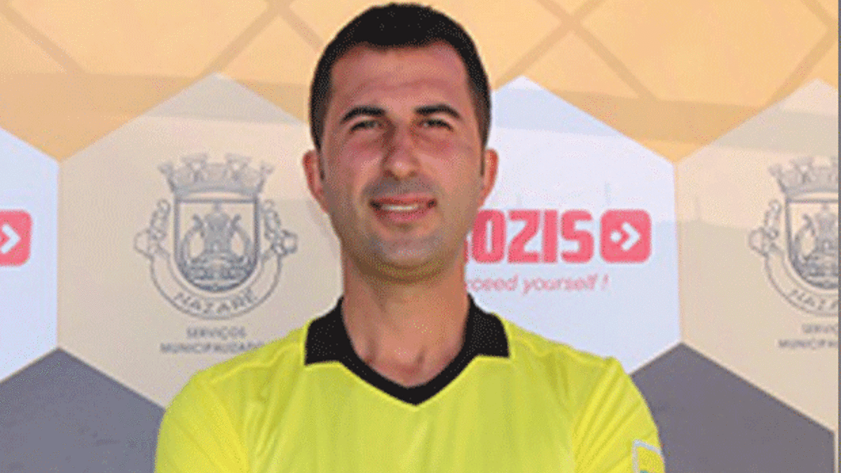 Türk hakem Özcan Sultanoğlu'na UEFA'dan görev!