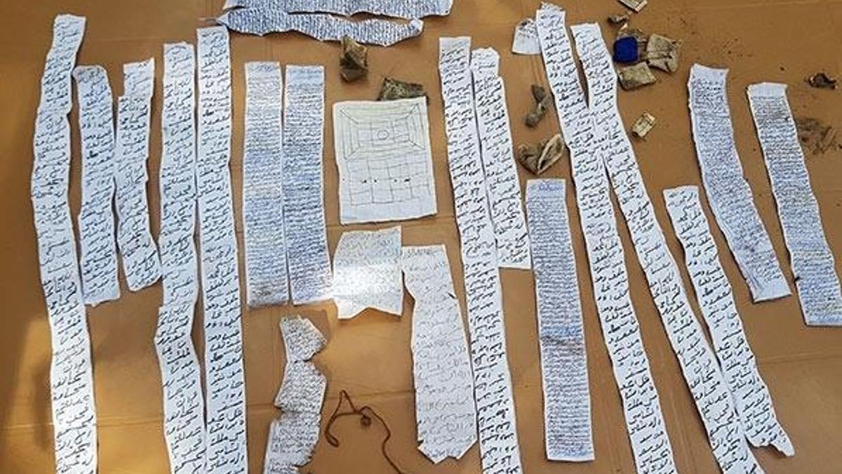 Baraj suyu çekildi, çok sayıda muska ortaya çıktı