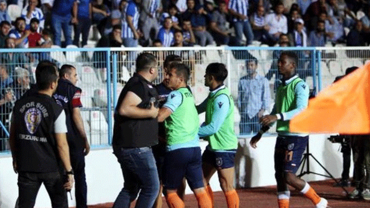 PFDK'dan Emre Belözoğlu, Belhanda ve Hasan Şaş'a ceza!