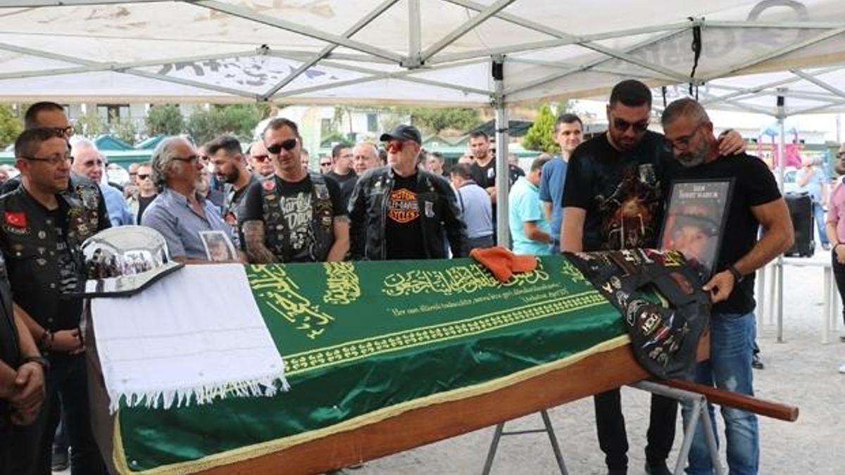 Türk basketbolunun duayen ismi İsmet Badem, son yolculuğuna uğurlandı
