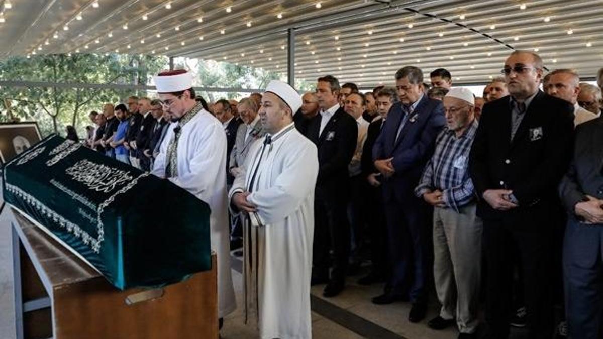 Halil İbrahim Ünver son yolculuğuna uğurlandı