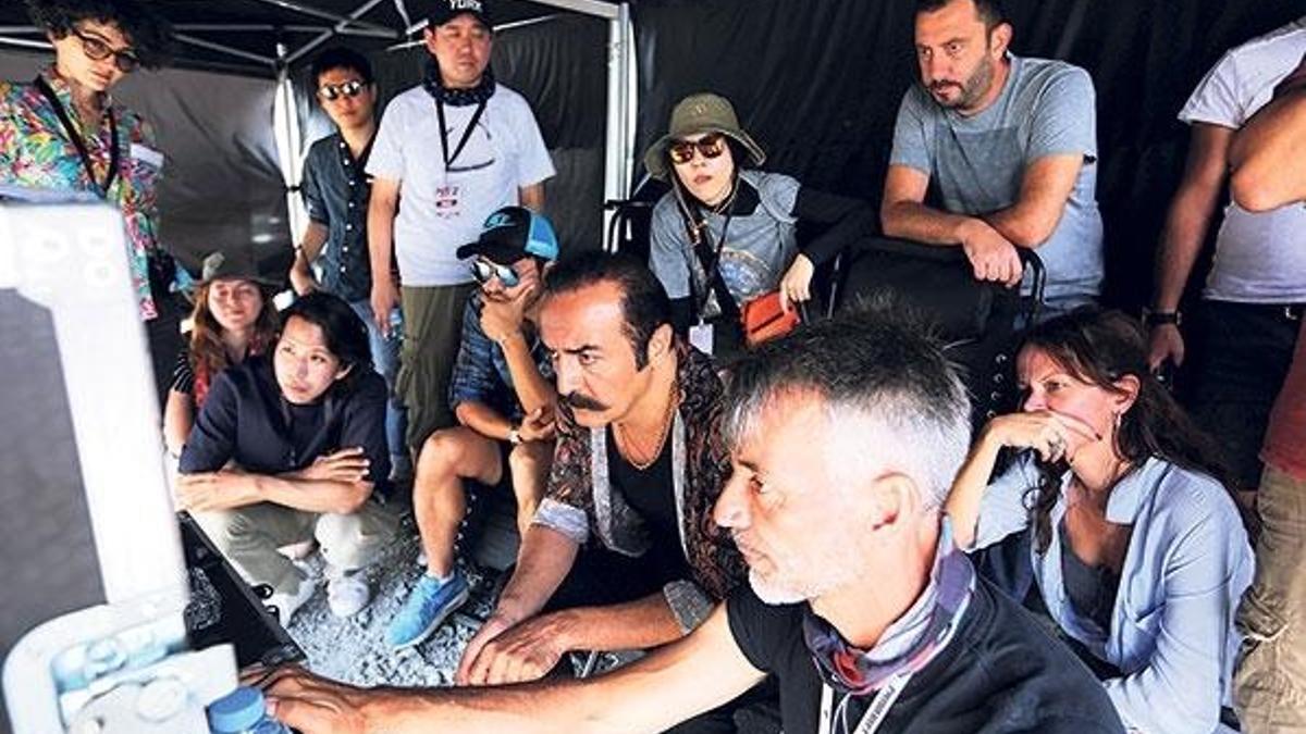 Organize İşler’e  Kore’den dev ekip