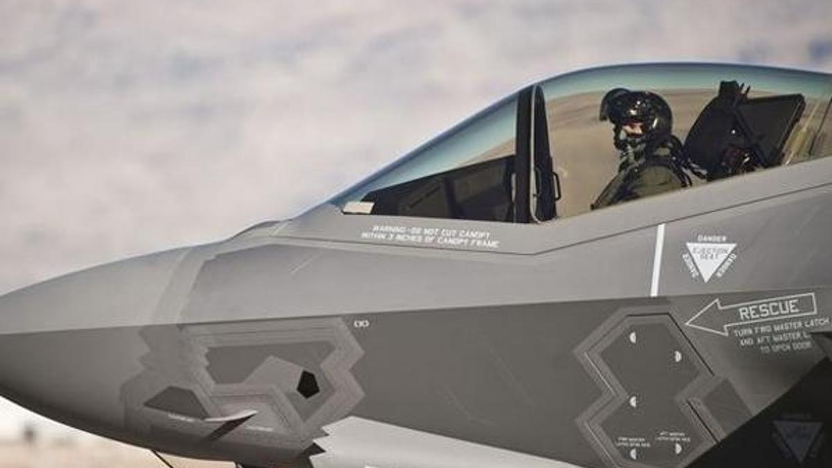 F-35'in gizli verileri Türk pilotlarda