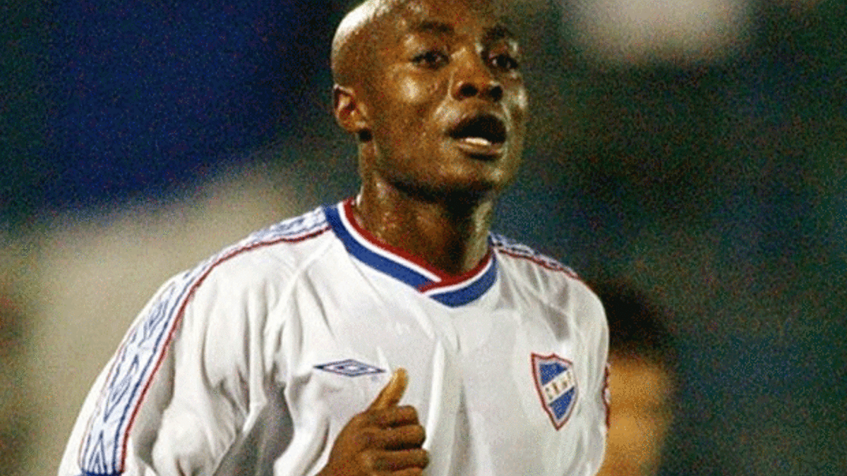 Pierre Webo Uruguay'a geri döndü!