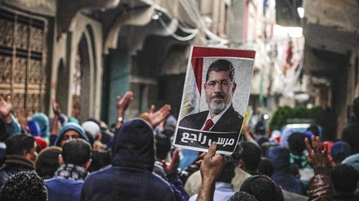 Mısır'da Mursi ve binlerce kişinin mal varlığına el konuldu