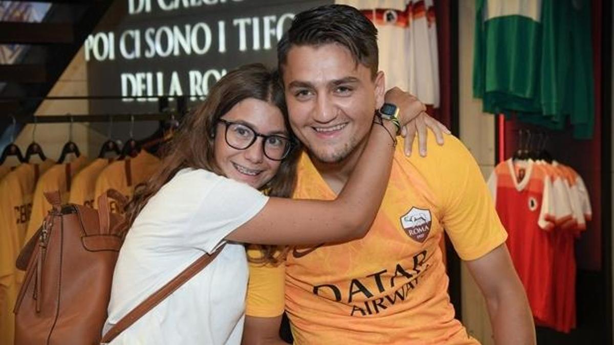 Cengiz Ünder, Roma taraftarlarıyla bir araya geldi