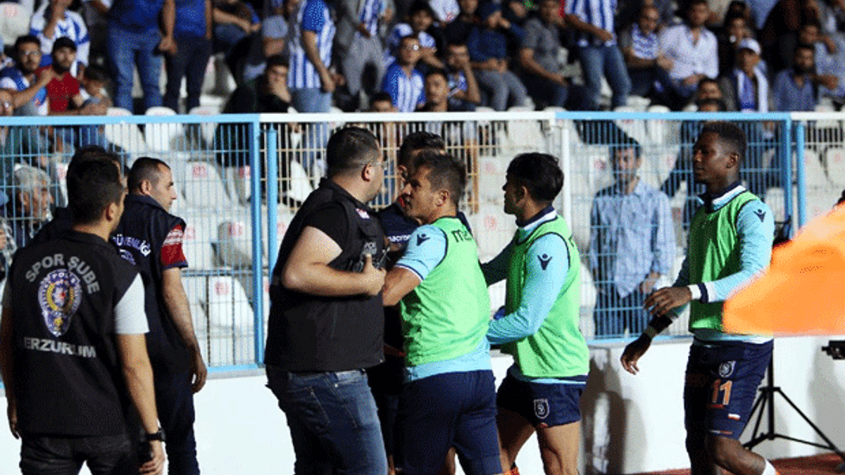 Tahkim Kurulu'ndan Emre Belözoğlu'nun cezasına indirim!