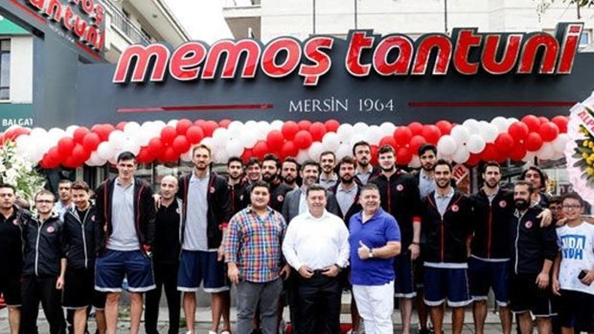 A Milli Basketbol Takımı Ömer Onan'ı yalnız bırakmadı!