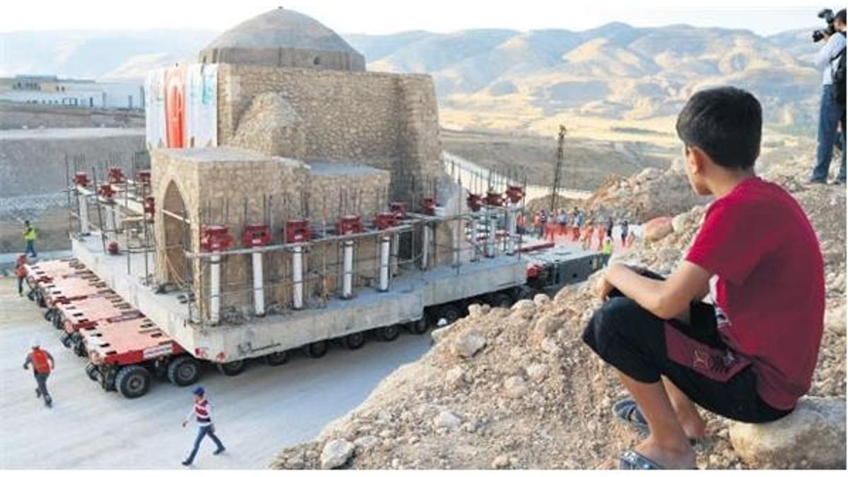 Yeteri kadar kriko varsa dünyayı taşırız