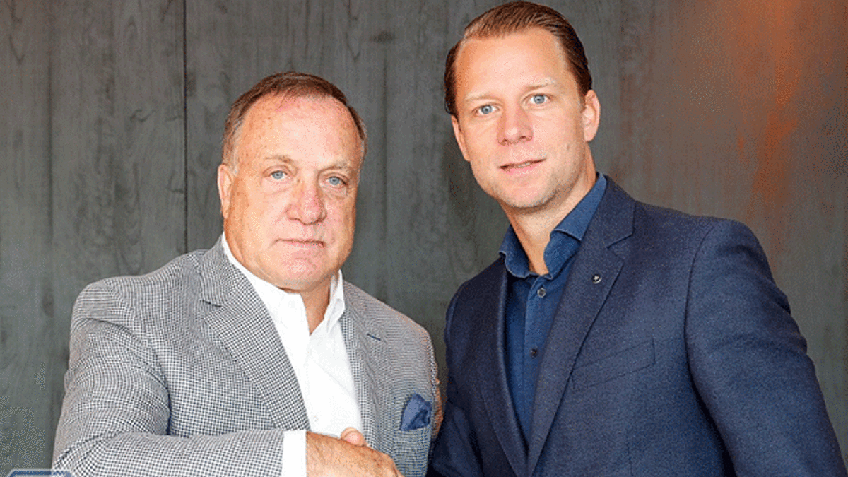 Dick Advocaat, Utrecht'in başına geçti!