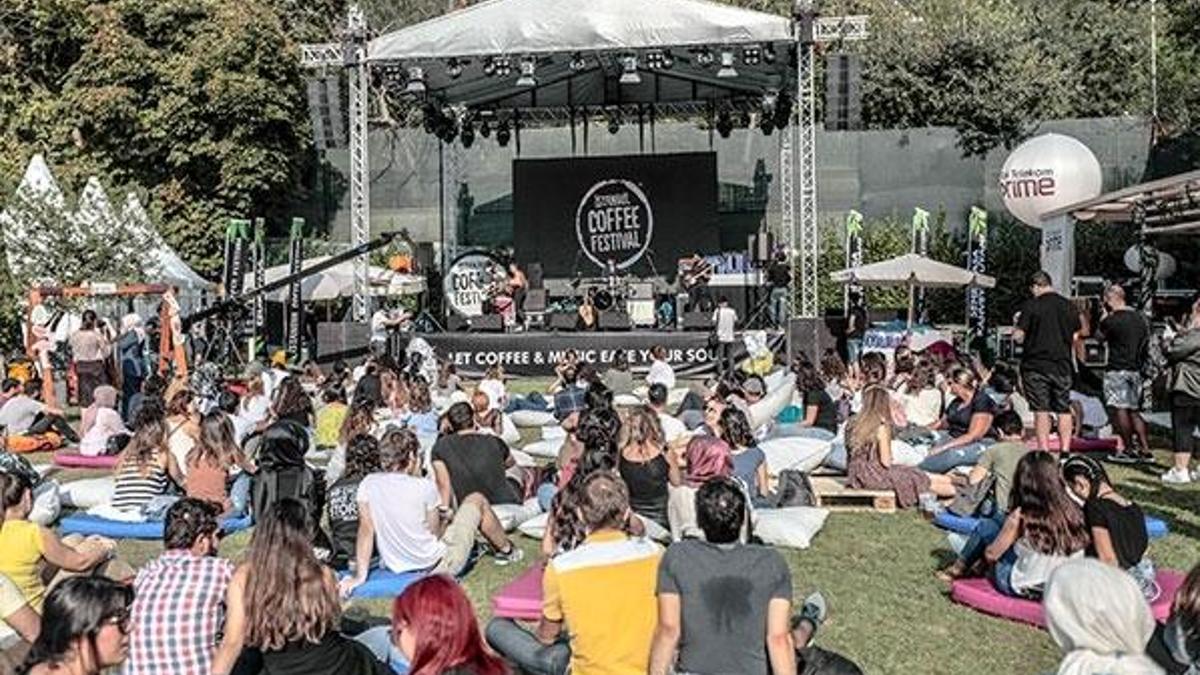Kahve eşliğinde 24 konser