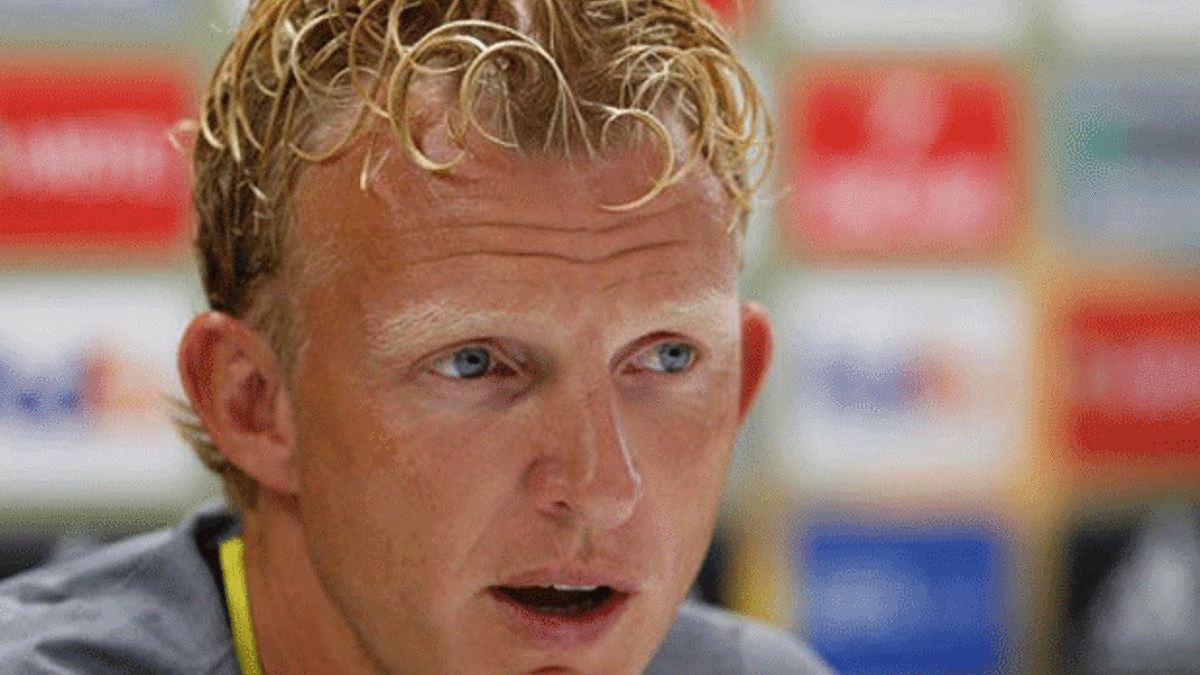 Dirk Kuyt'tan kötü haber!