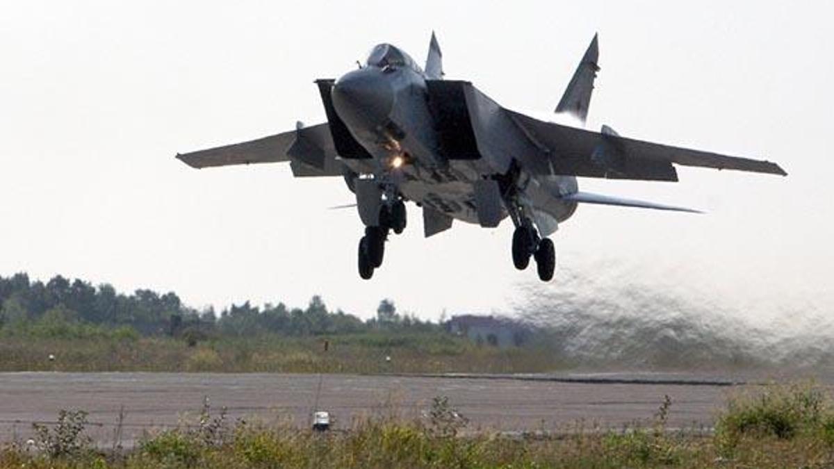 Son dakika: Rus savaş uçağı düştü...