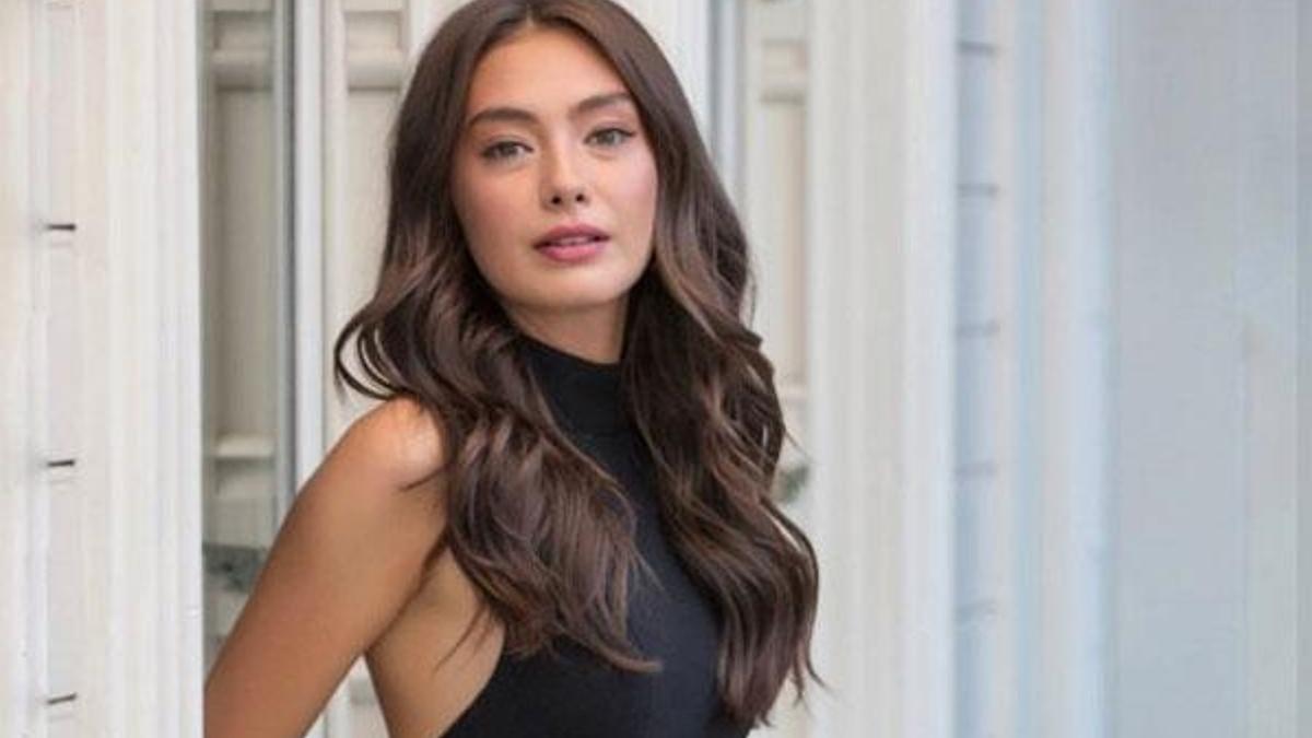 Neslihan Atagül'e yeni proje