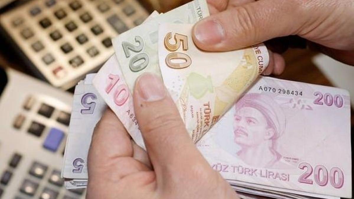 Asgari ücret pazarlıkları erken başladı: '2 bin TL olsun!'