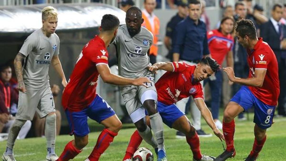 Adana Demirspor, Altınordu'yu tek golle yıktı