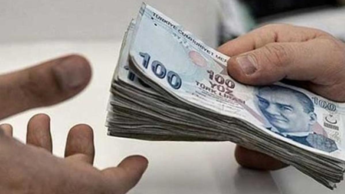 Emekliye 521 lira zam geliyor!
