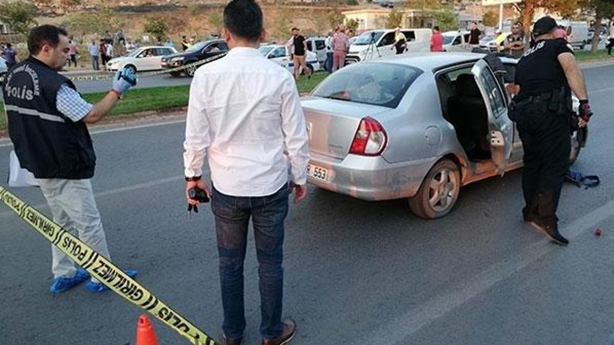 Nişanlısının eski kocasını öldürdü