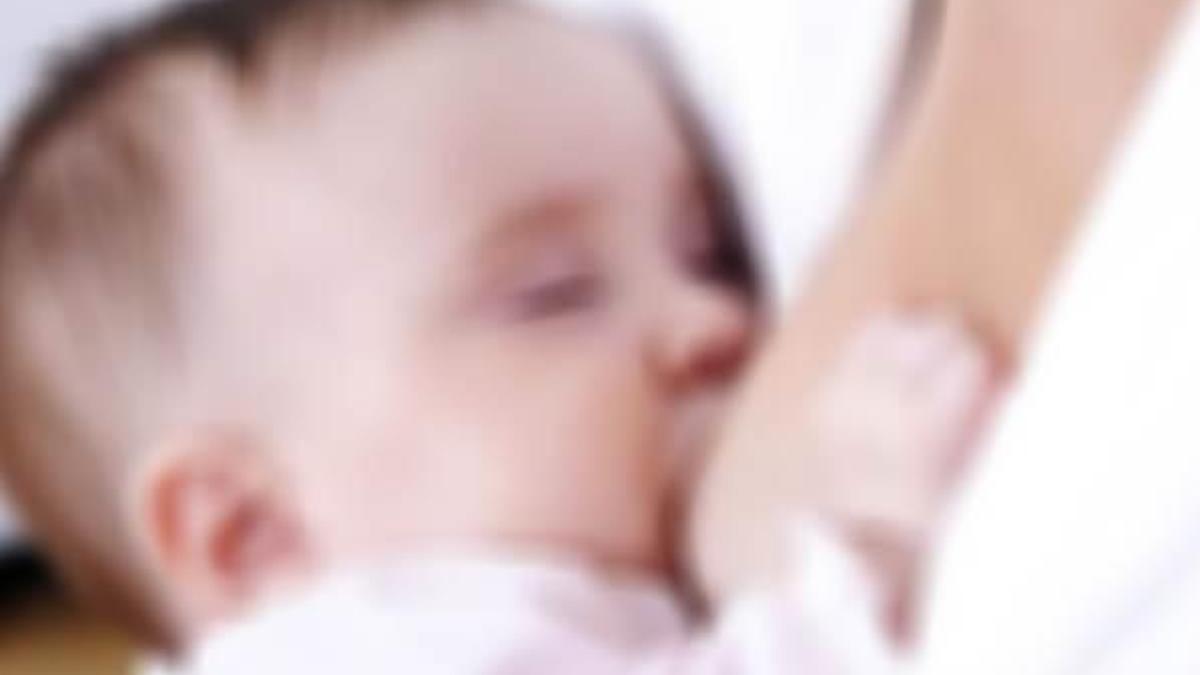 Annesi emzirirken nefessiz kalan bebek öldü