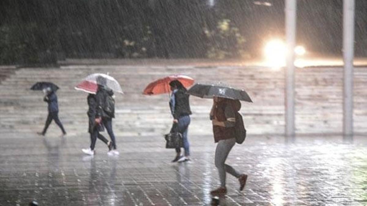 Meteoroloji'den son dakika sağanak yağış uyarısı