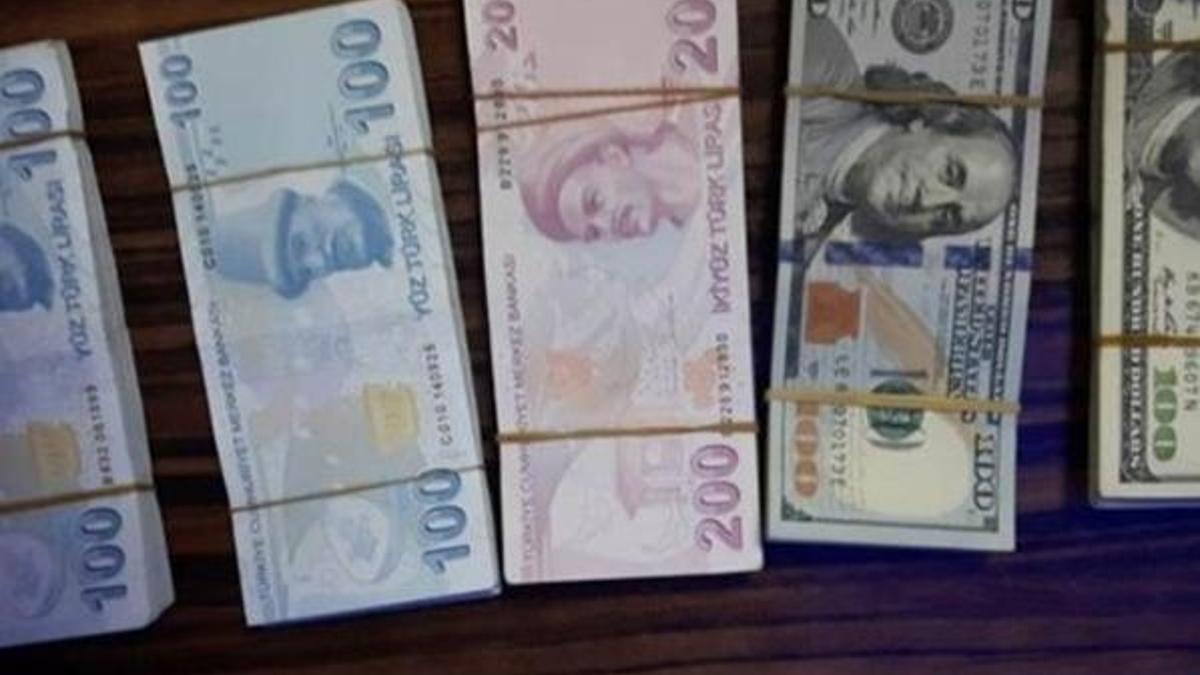 FETÖ'nün gizli bölmesinden yüklü miktarda para çıktı