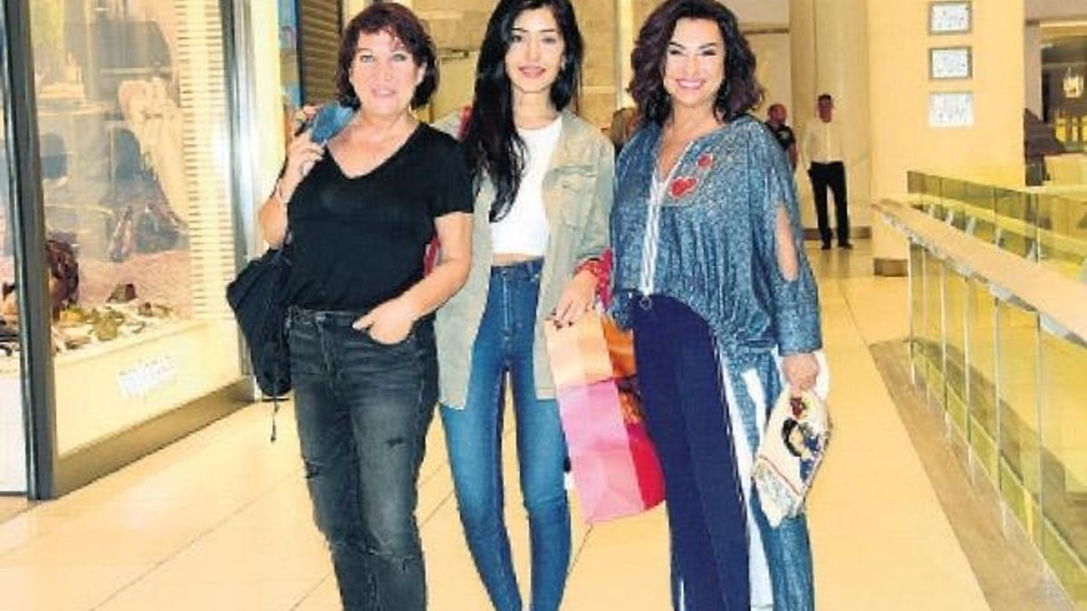 Aile fotoğrafı