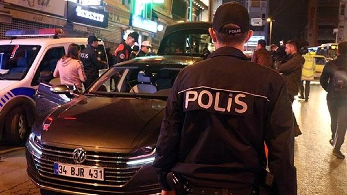 Kadıköy’de helikopter destekli narkotik uygulaması