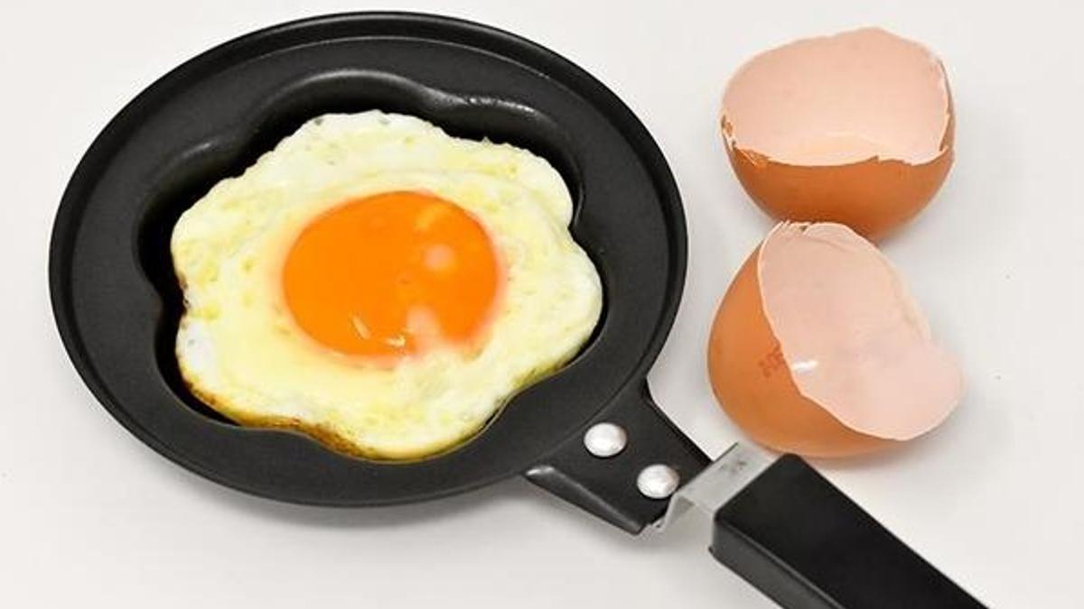 Her gün 75 kuruşluk yumurta kalbi koruyor