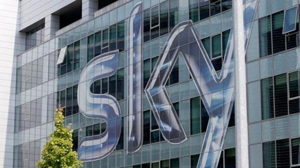 Fox, Sky hisselerini Comcast'e satma kararı aldı