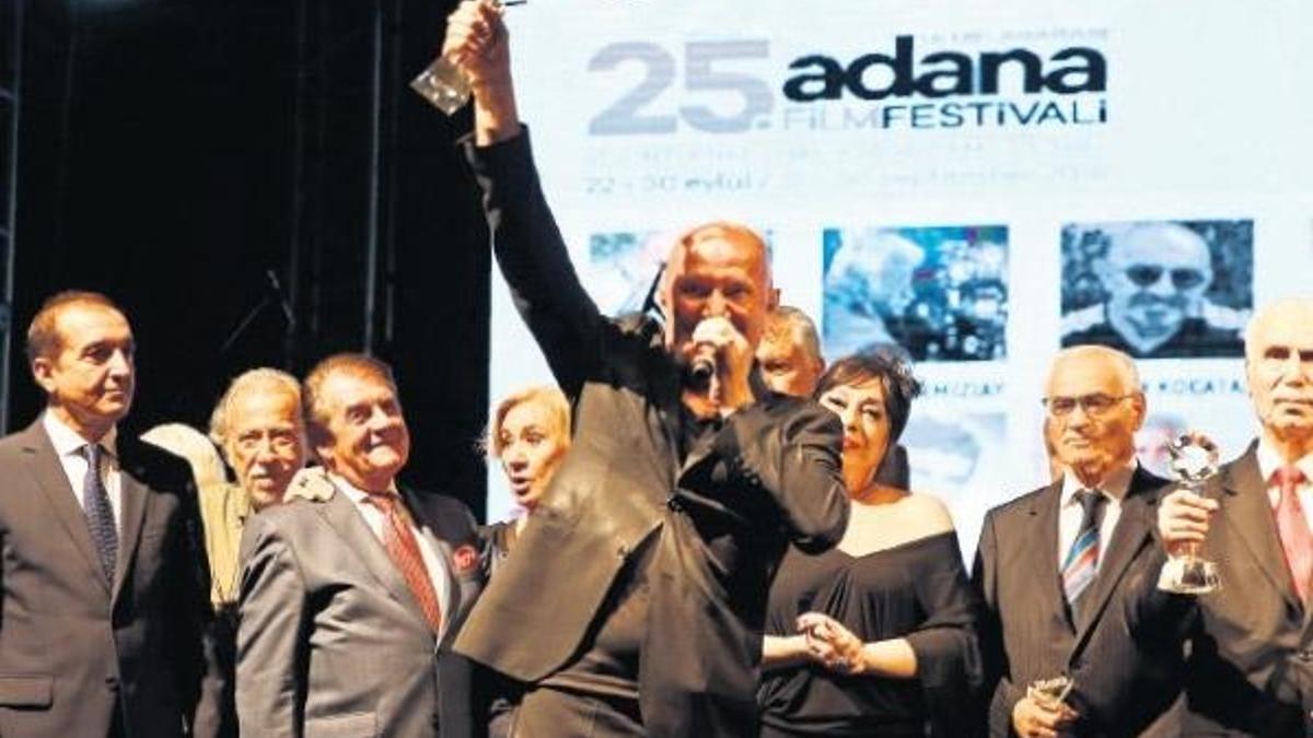 Aldığım para yediğim küfüre yetmedi