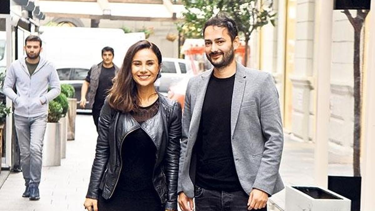 Yalnızım çünkü adam yok
