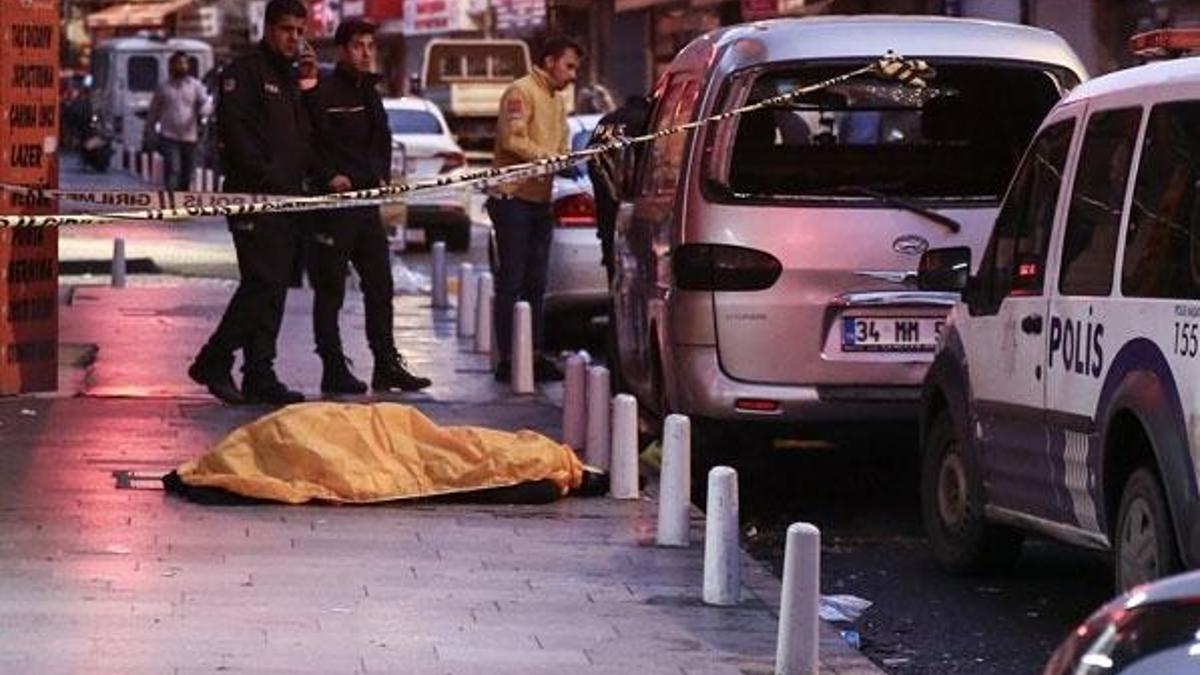 Pansiyonda facia! 6. kattan aşağı...