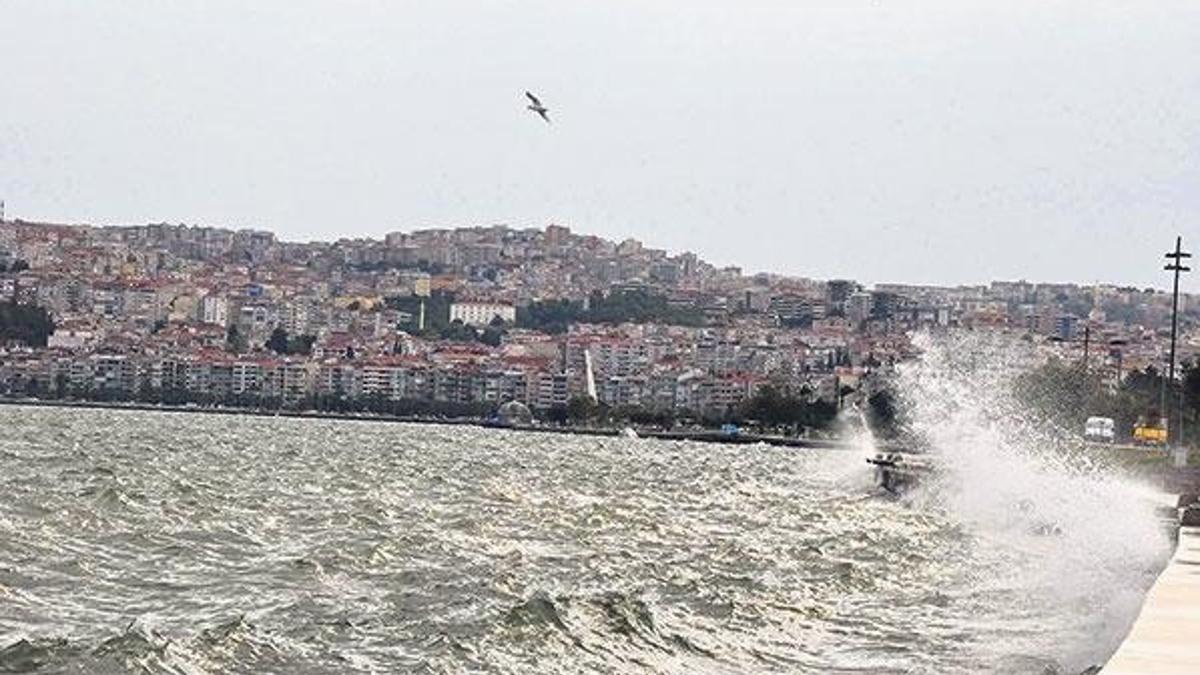 ‘Kırbaç’ sıyırdı