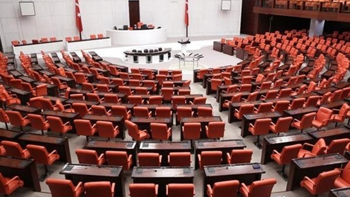 Yeni Meclis'te ilk çalışma bugün