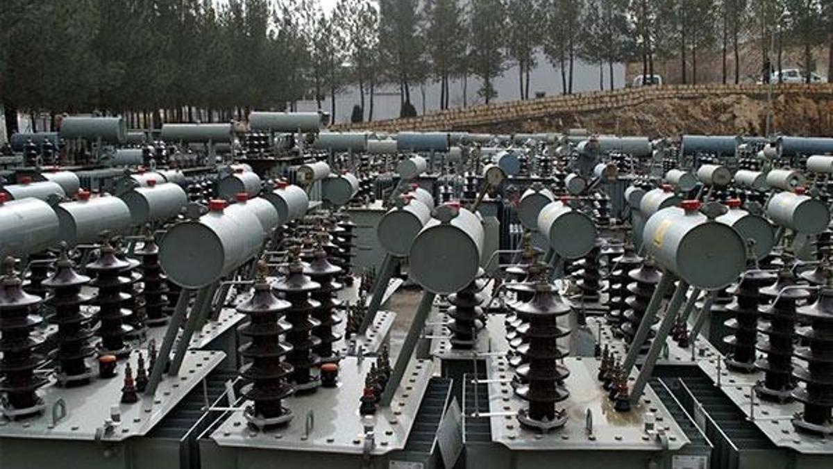 Mardin'de 3 ilçenin elektrik ihtiyacını karşılayacak kaçak trafolar ele geçirildi
