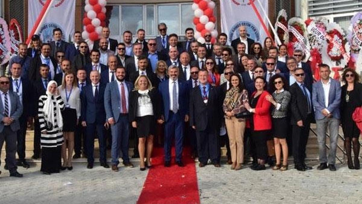 Kardak Gazisi Ahmet Çetin'den eğitime büyük hizmet