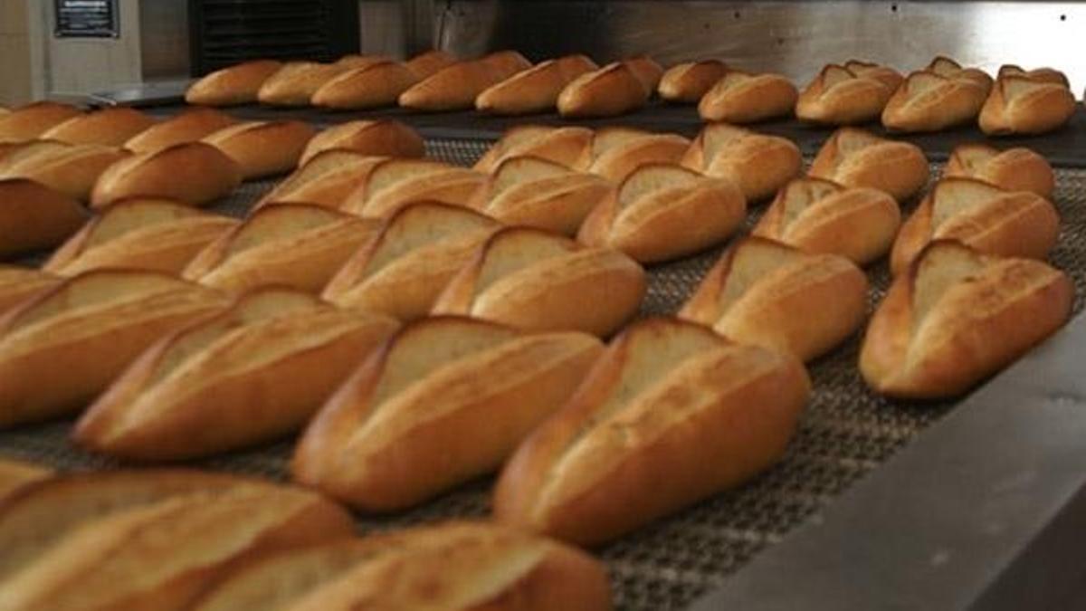 1.25 TL'nin üzerinde ekmek satanları konumla ihbar edebilirsiniz