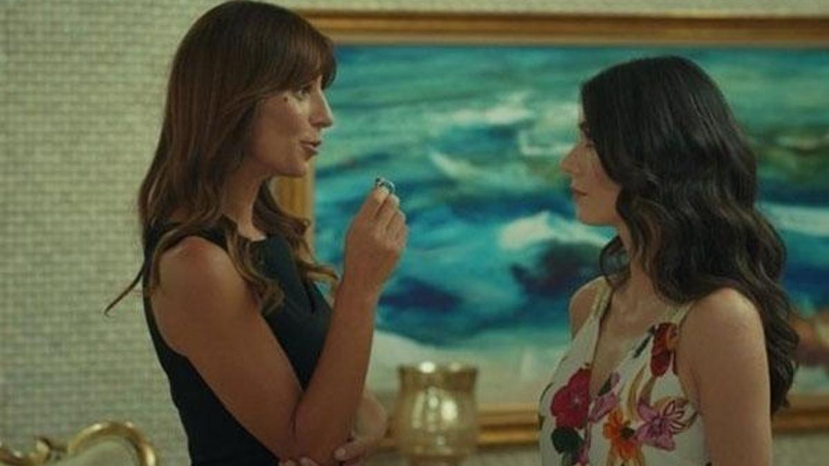 Aşk ve Mavi 72. yeni bölümde Yüksel amacına ulaşabilecek mi?